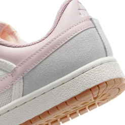 Air Jordan Skyline Low Damen Basketballschuhe