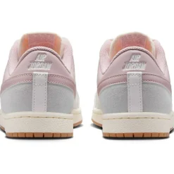 Air Jordan Skyline Low Damen Basketballschuhe