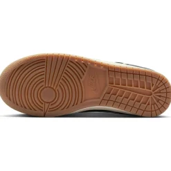Air Jordan Skyline Low Damen Basketballschuhe