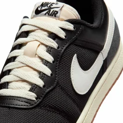 Air Jordan Skyline Low Damen Basketballschuhe