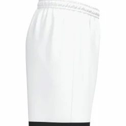 One Kinder Shorts