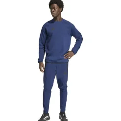 Tiro Travel Crew Herren Sweatshirt
