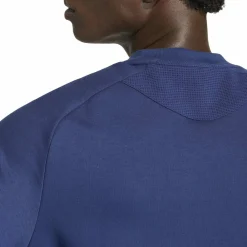 Tiro Travel Crew Herren Sweatshirt